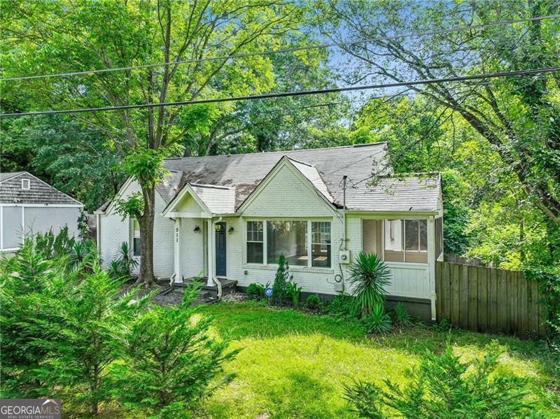 Property Photo: 511 Ashburton Avenue GA 30032