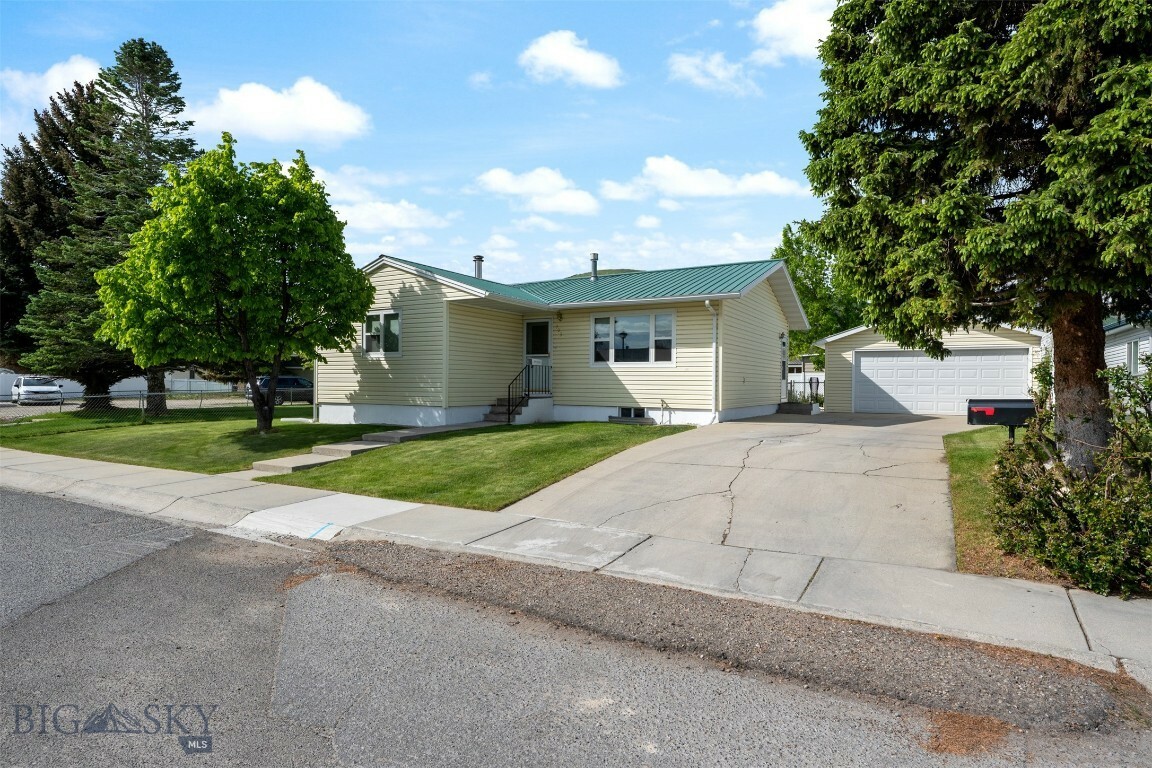 Property Photo: 303 Sharon Court MT 59711
