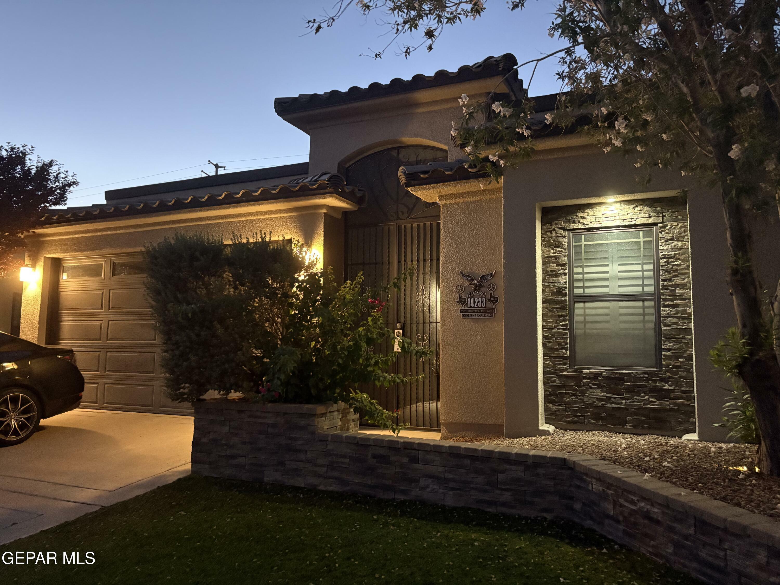 14233 Richard Wiles Avenue  El Paso TX 79938 photo