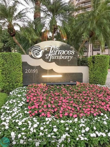 20191 E Country Club Dr 1502  Miami FL 33180 photo