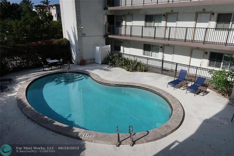 Property Photo:  924 SE 2nd St 17  FL 33301 