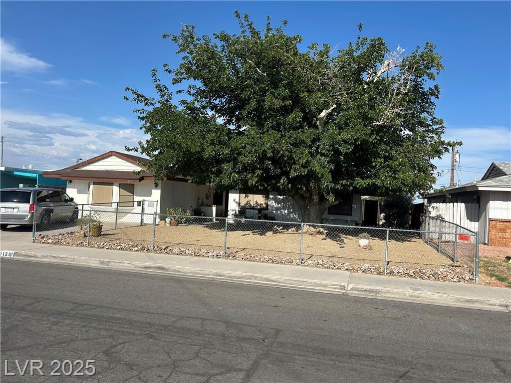 Property Photo: 712 Donner Street NV 89107