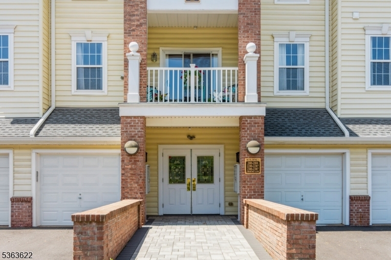 2305 Courtney Ln 2305  Franklin Twp. NJ 08873 photo
