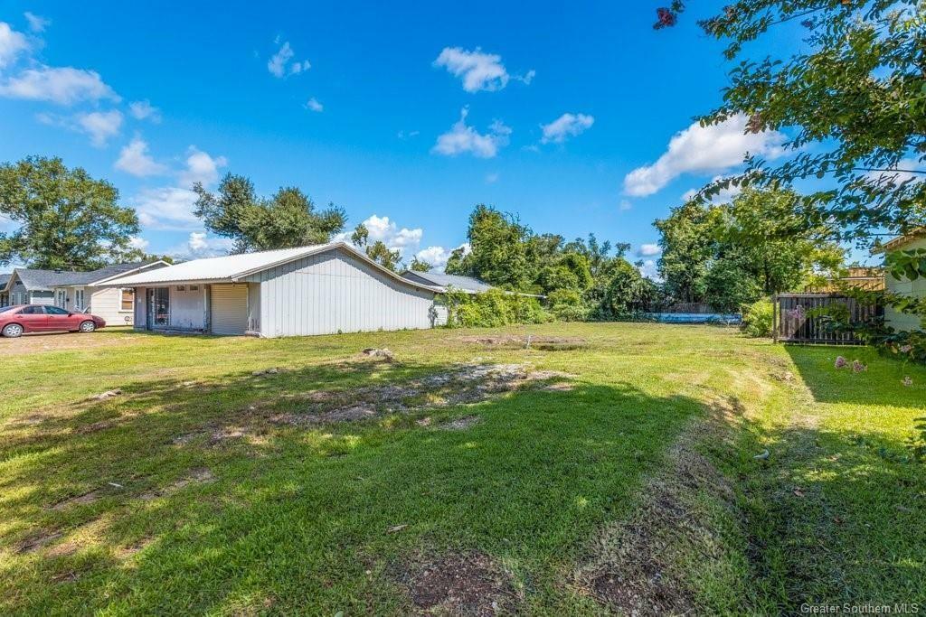 Property Photo:  1023 17th Street  LA 70601 