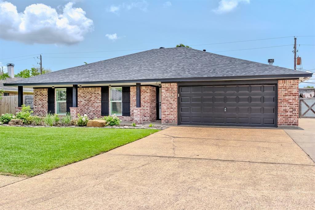 Property Photo: 2325 Patricia Lane TX 77651