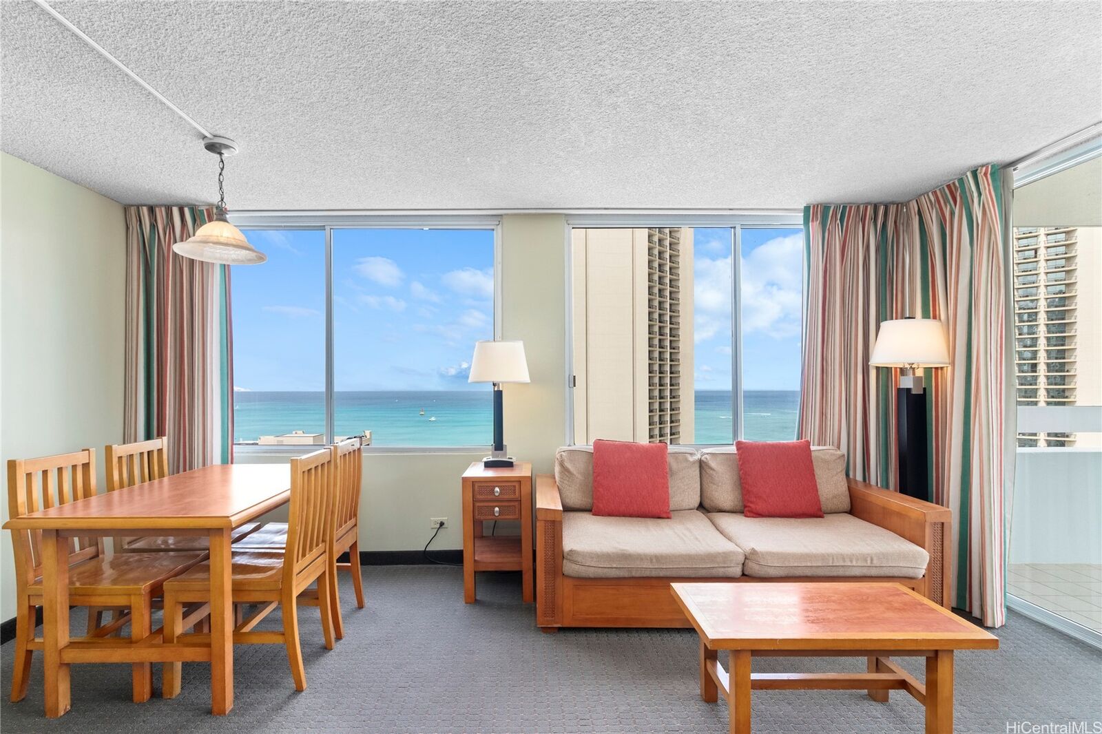 Property Photo:  2427 Kuhio Avenue 2103  HI 96815 