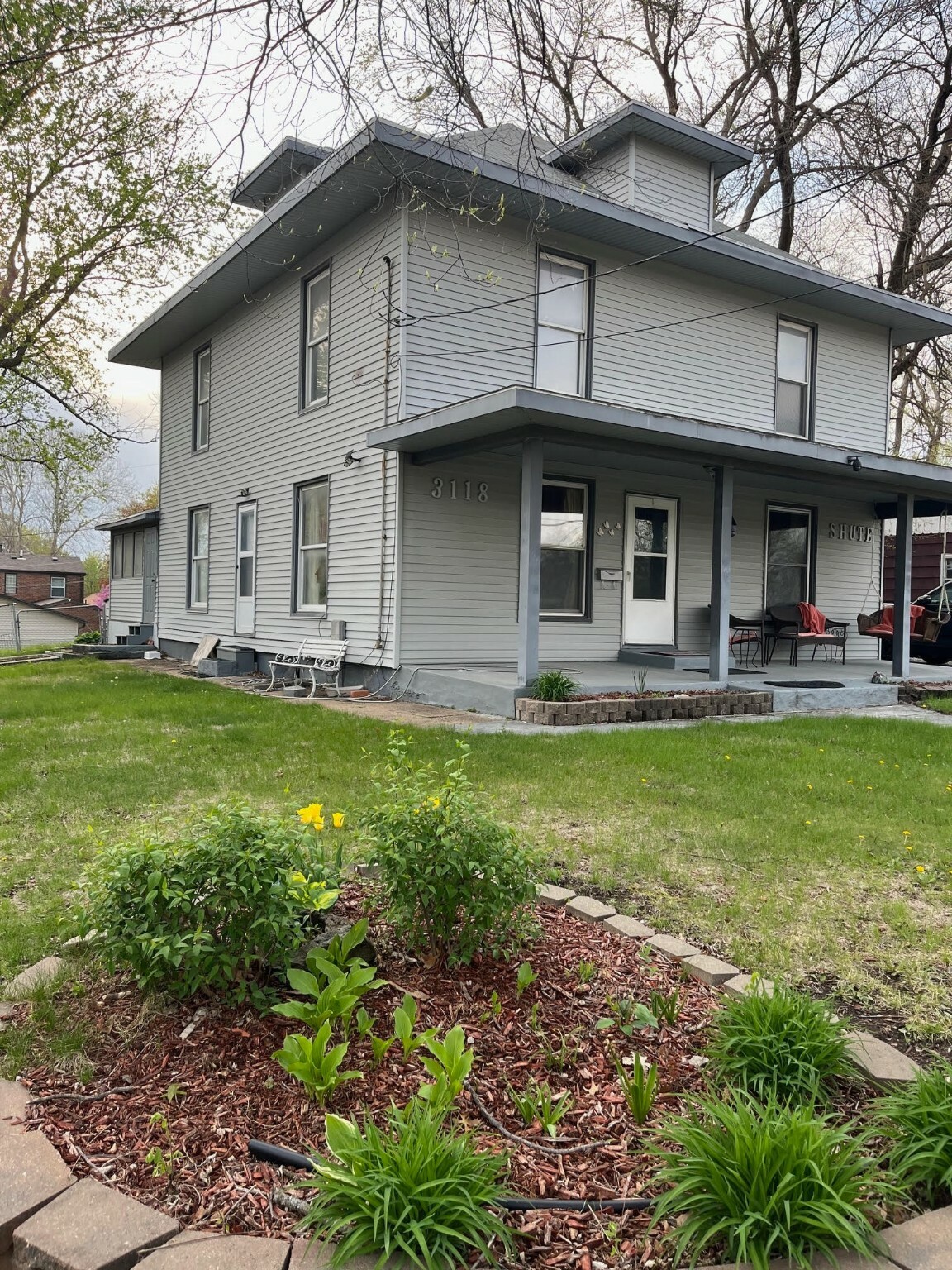 Property Photo: 3118 E 12th Street IA 50316