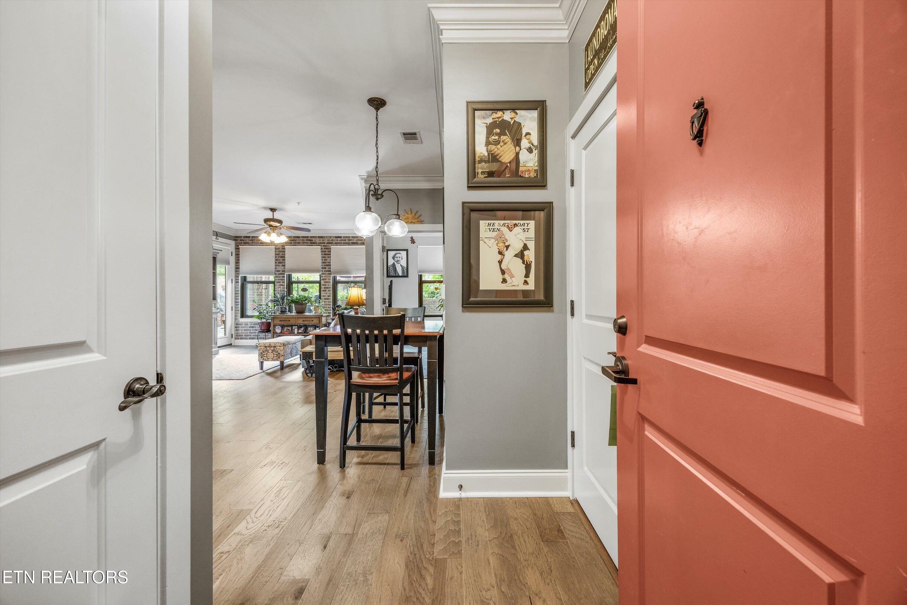 Property Photo: 445 W Blount Ave 224 TN 37920