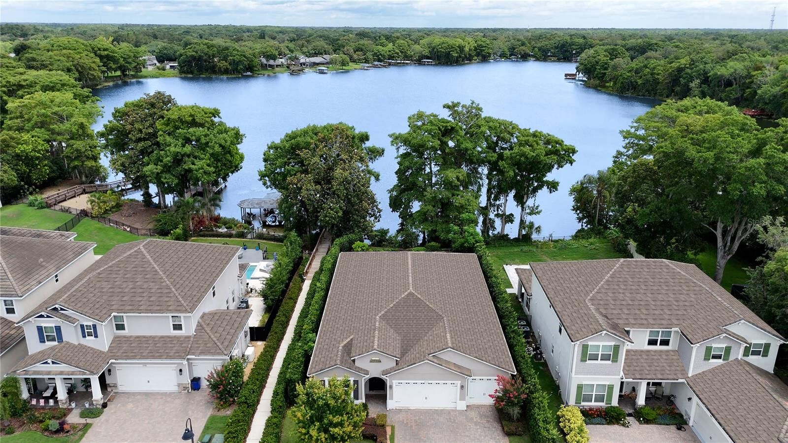 Property Photo: 2922 Reef Knot Place FL 32792
