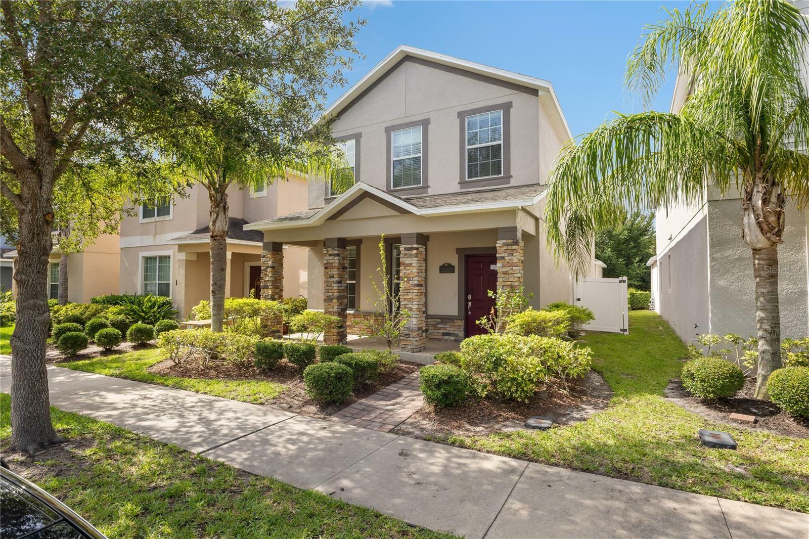 Property Photo: 15229 Evergreen Oak Loop FL 34787