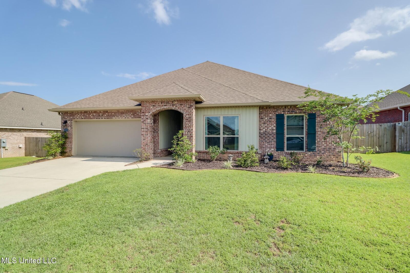 Property Photo:  15210 Windmill Ridge Parkway  MS 39540 
