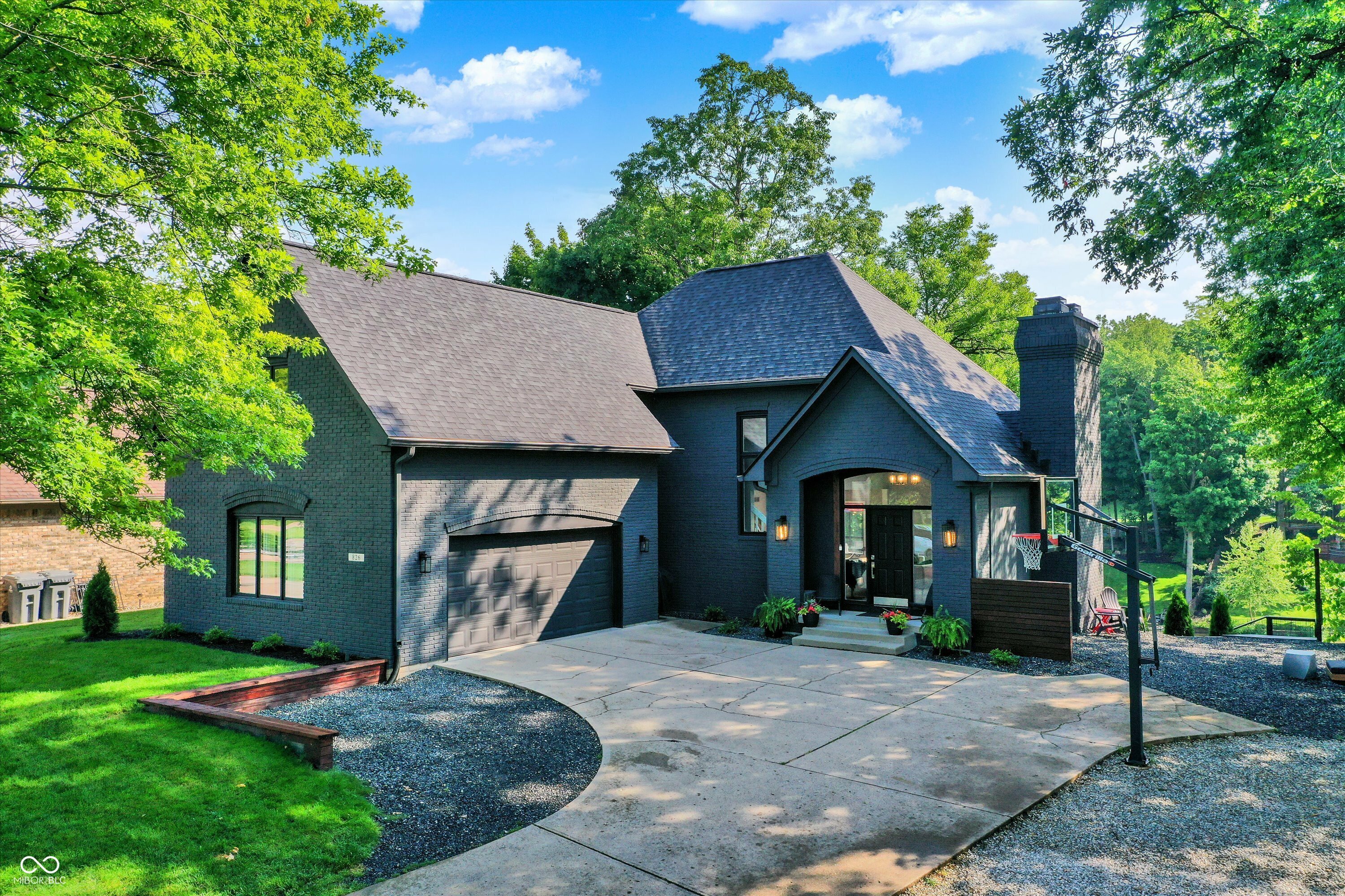 Property Photo: 826 N Lanyard Drive IN 46034