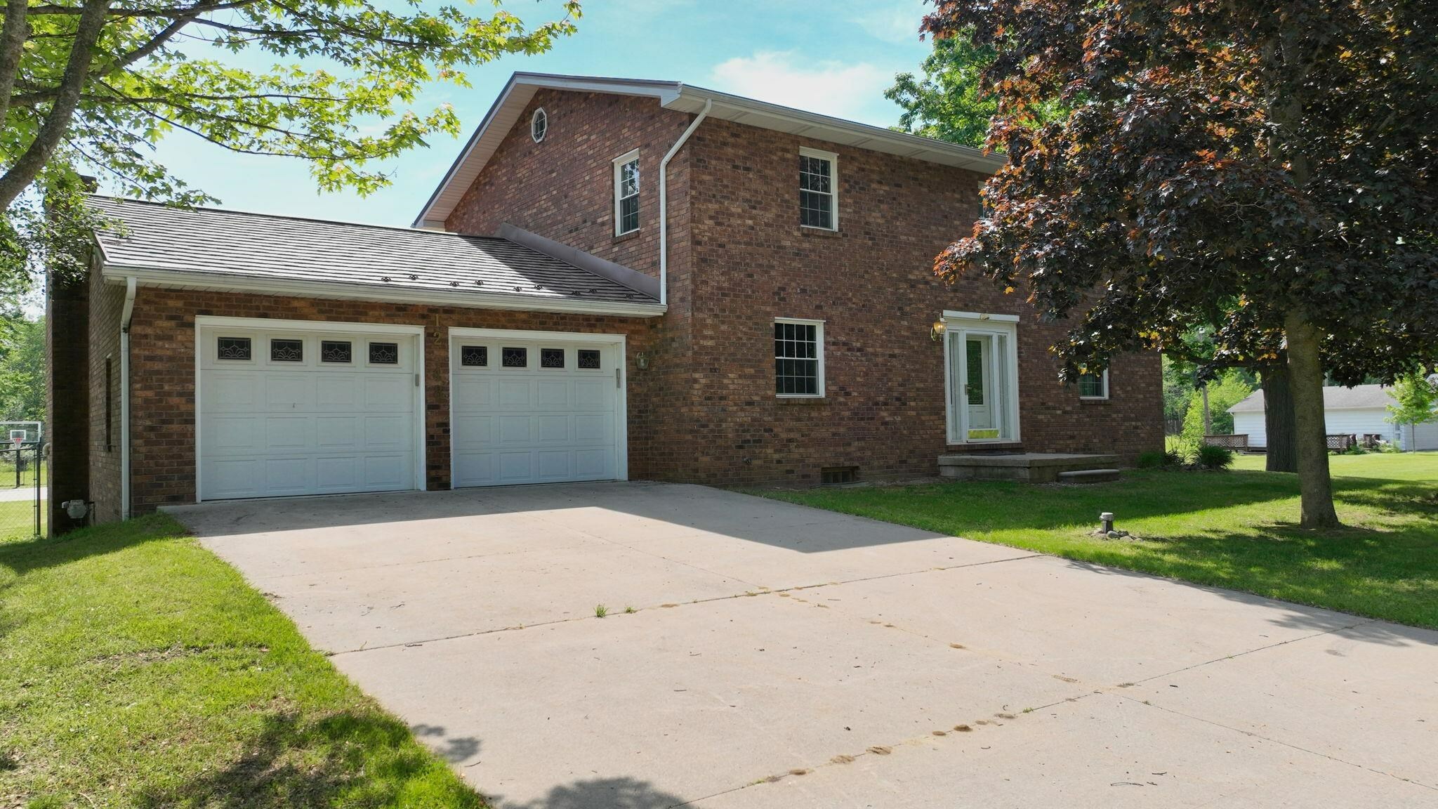 Property Photo: 12148 N Elms Road MI 48420