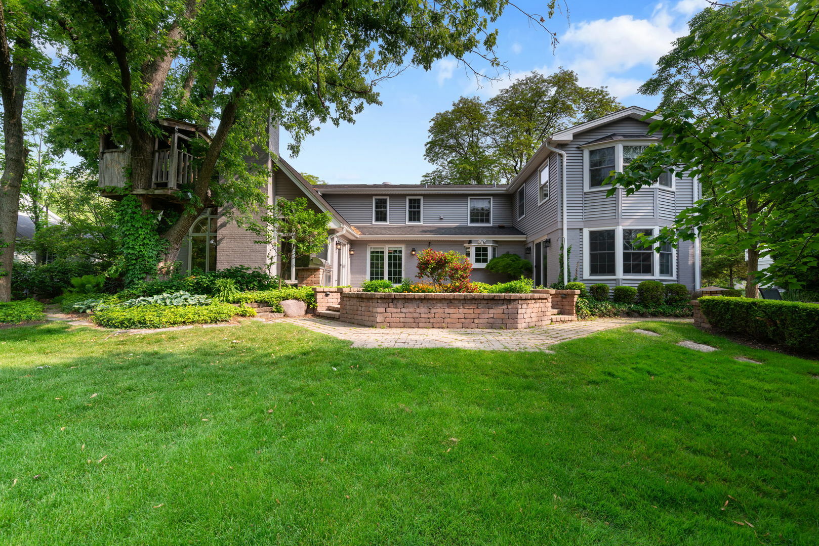 Property Photo: 36 Croydon Lane IL 60523