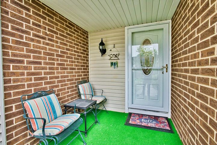 Property Photo: 5 Spyglass Court IL 60563