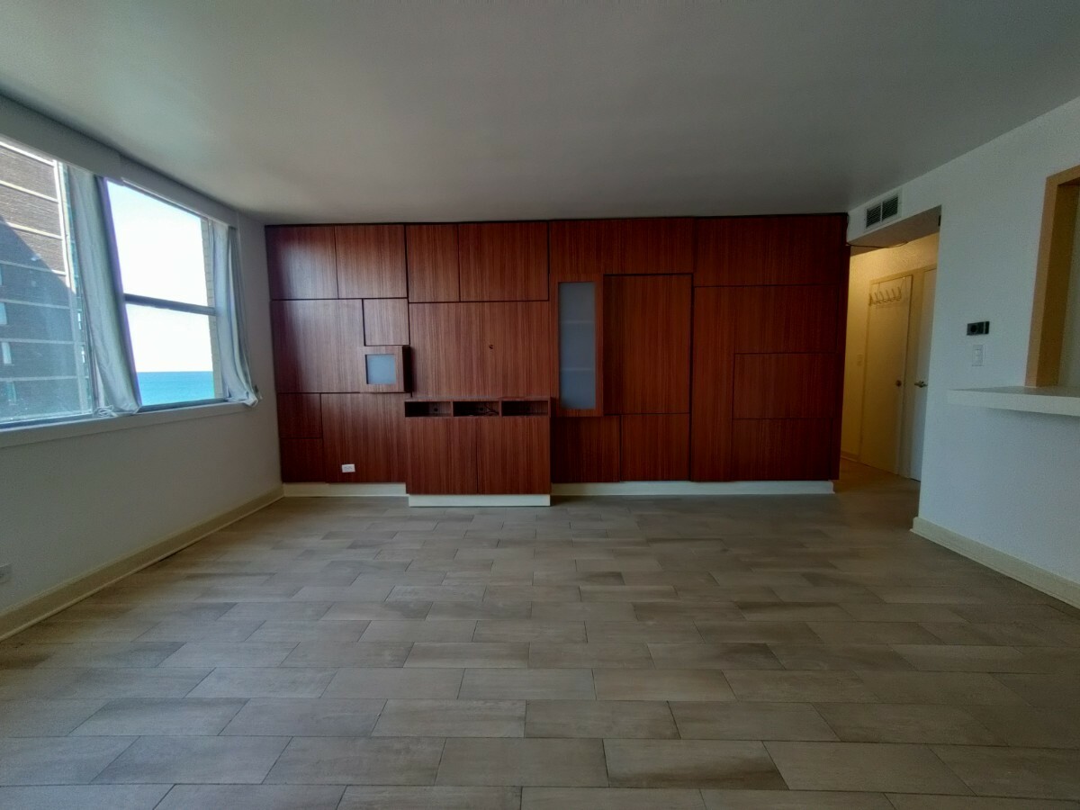 Property Photo:  6301 N Sheridan Road 15C  IL 60660 