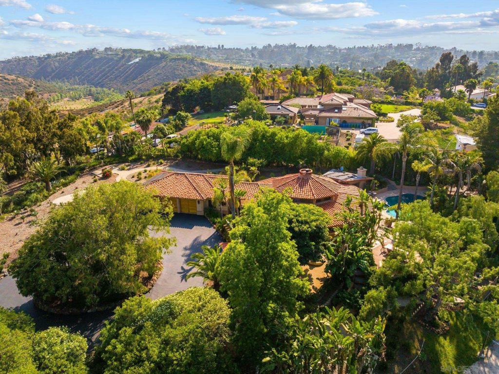 Property Photo: 17216 & 17218 La Brisa CA 92067