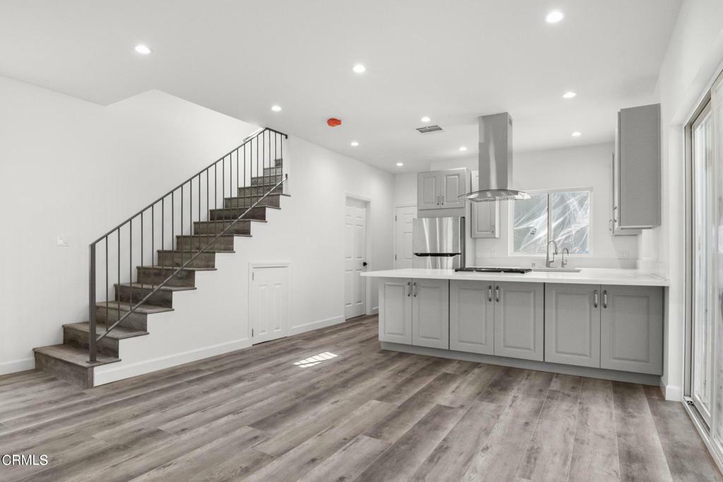 Property Photo: 2764 Frances Avenue CA 91214