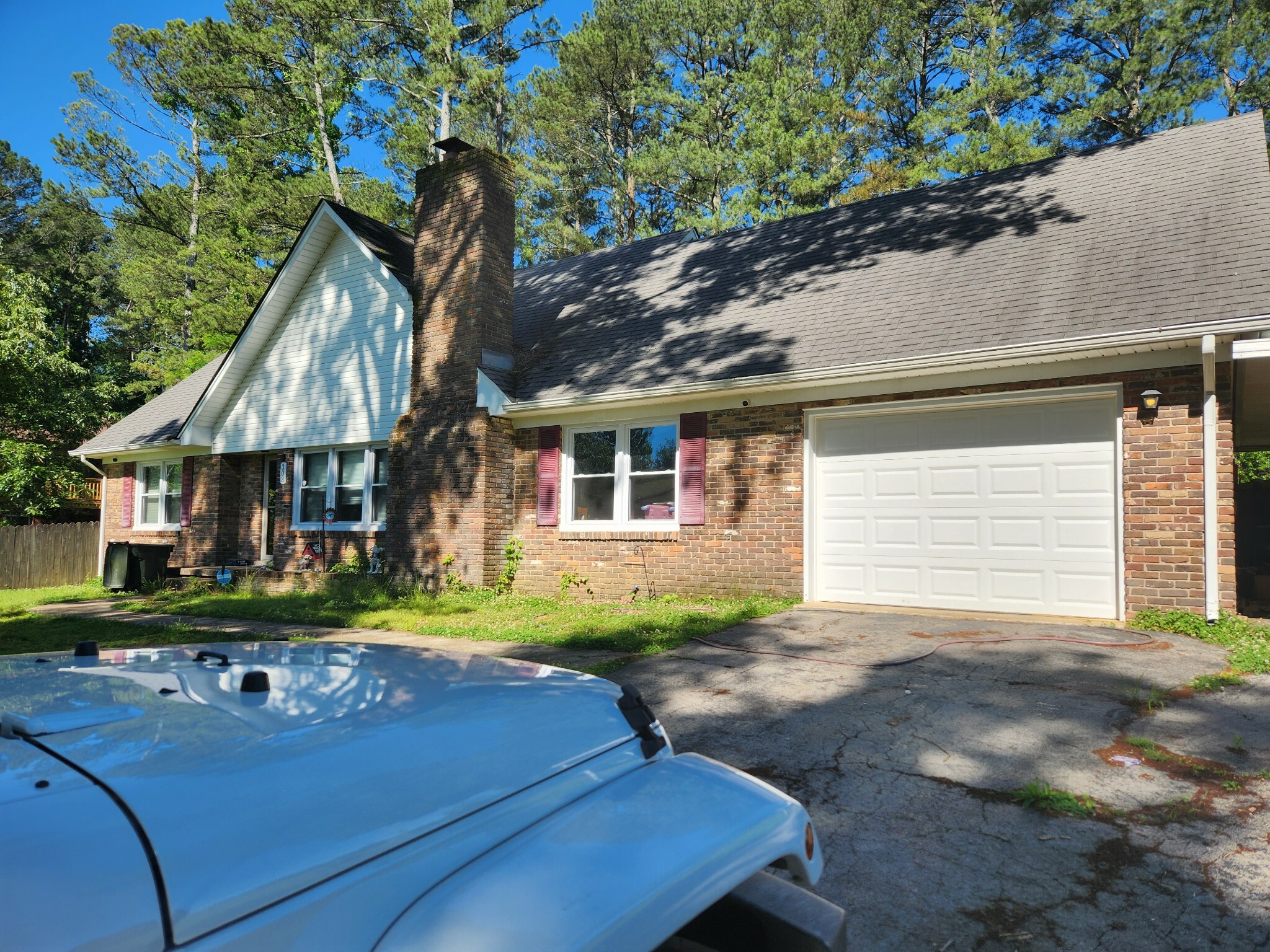 Property Photo: 303 Shady Ln TN 38464