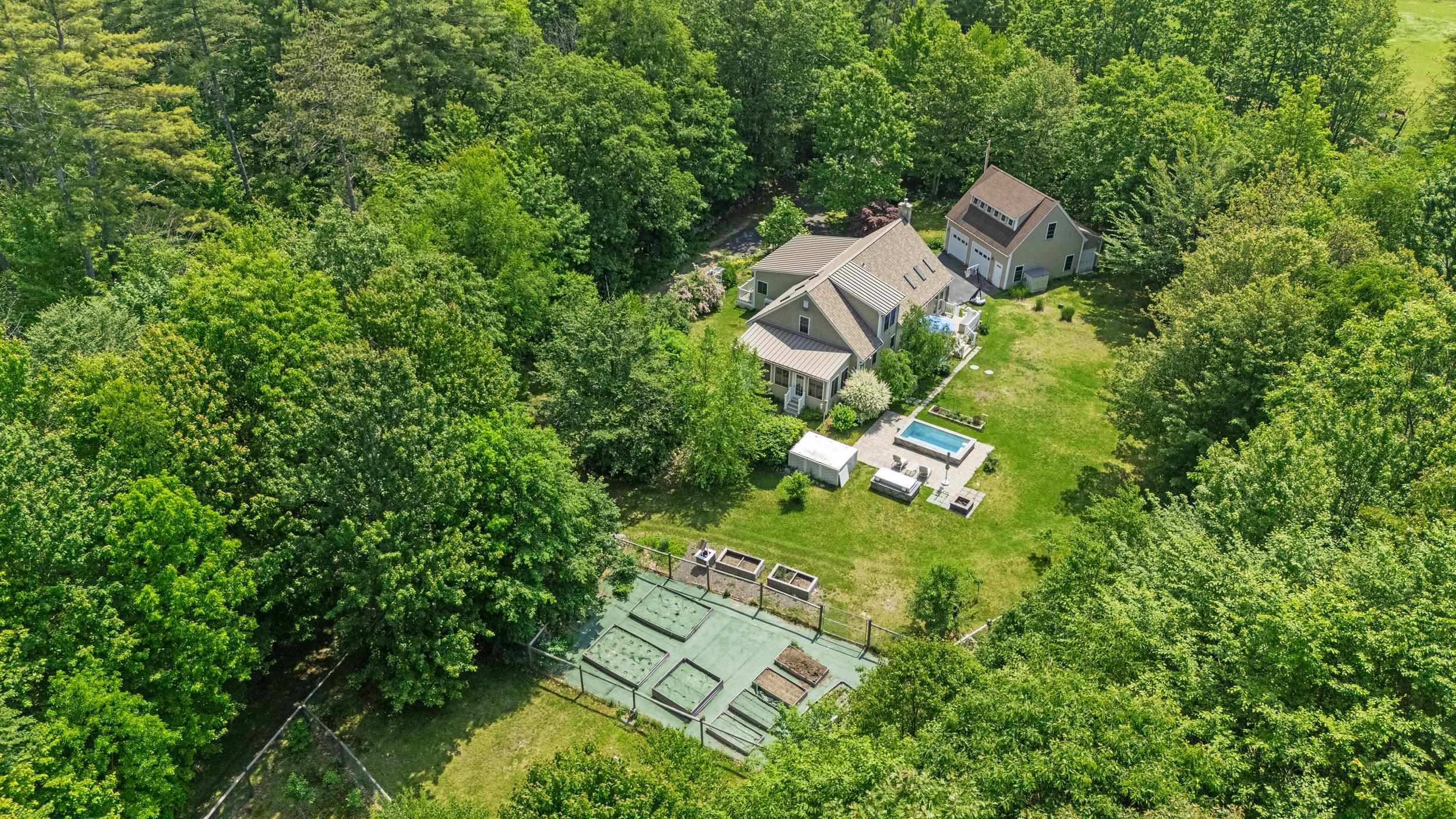 Property Photo: 109 Temple Road NH 03086