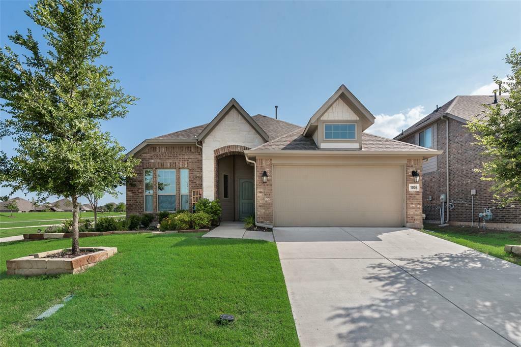Property Photo: 1008 Mathew Drive TX 75409