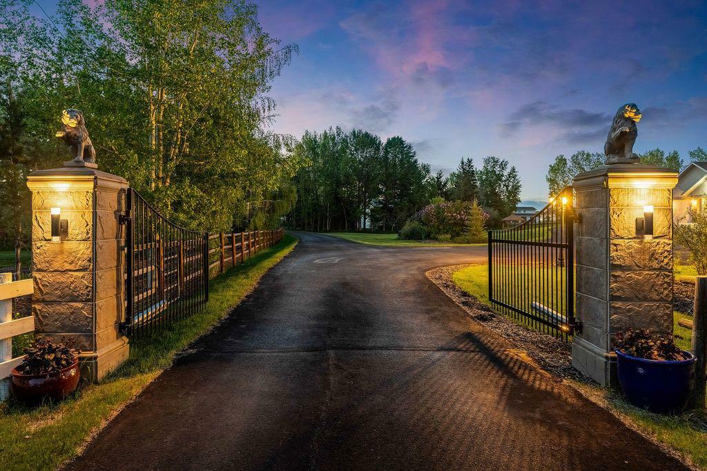 Property Photo: 8014 338 Avenue E 100 AB T1S 1A2