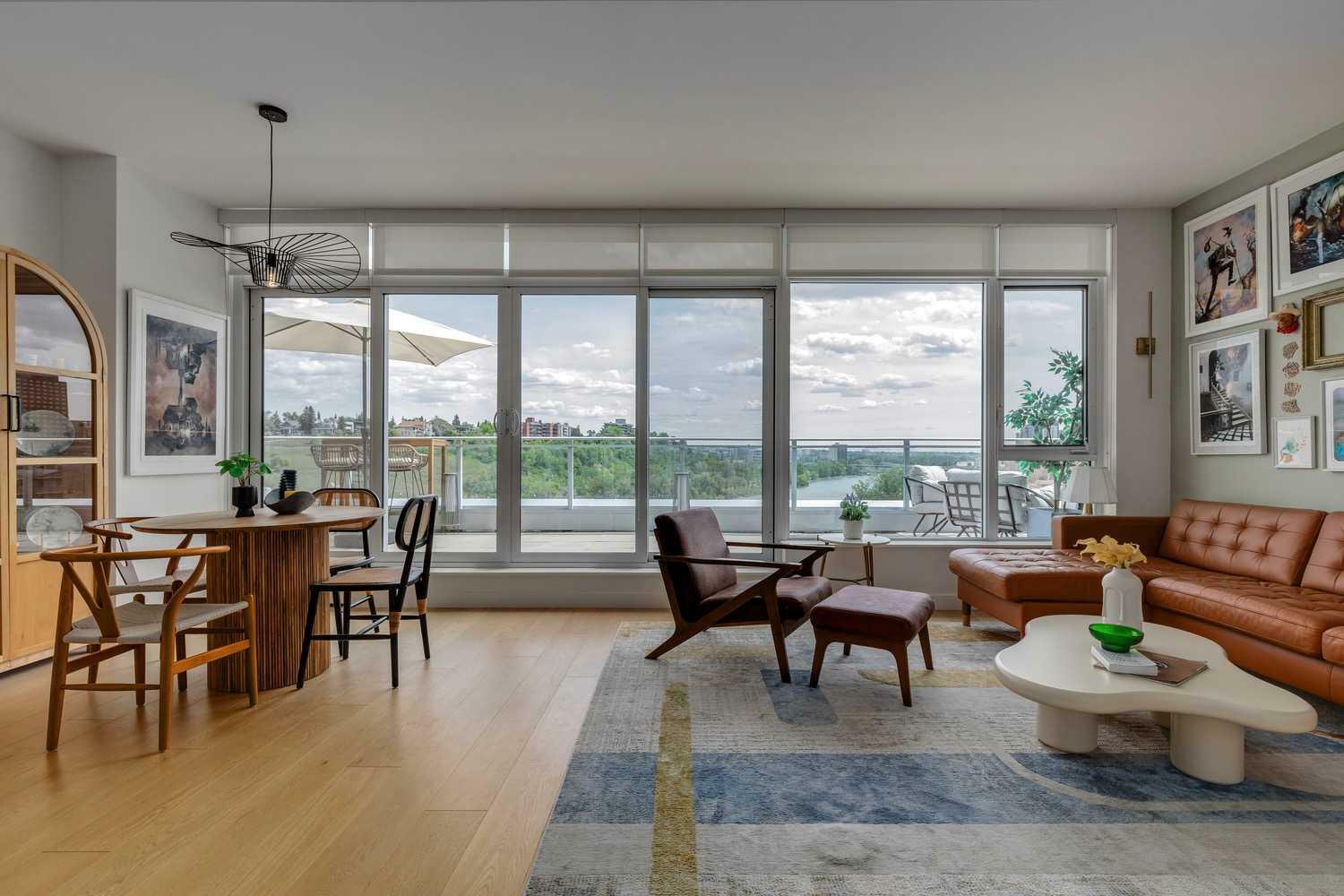 Property Photo:  118 Waterfront Court SW 902  AB T2P 0W3 