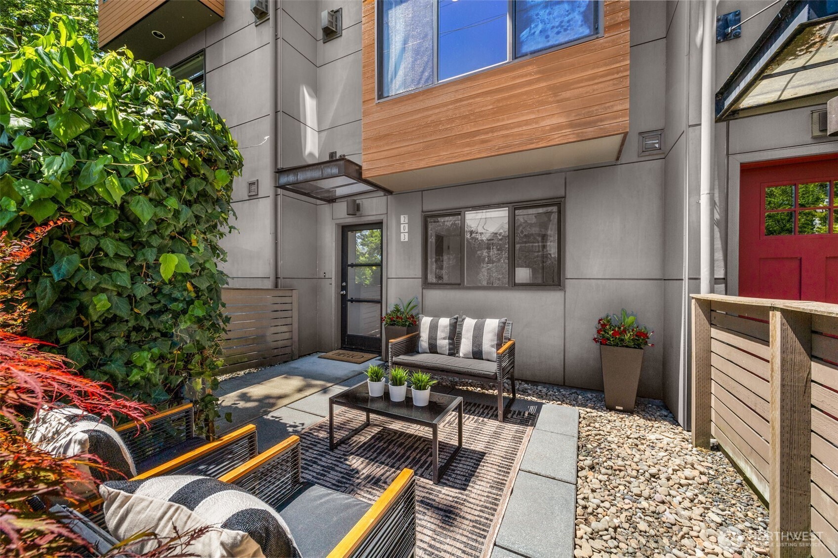 Property Photo: 203 20th Avenue E WA 98112