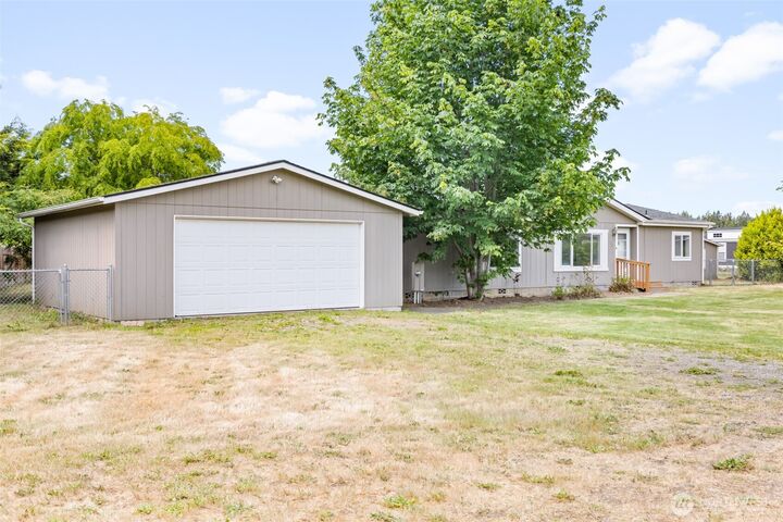 Property Photo:  140  Big Sky Lane  WA 98382 