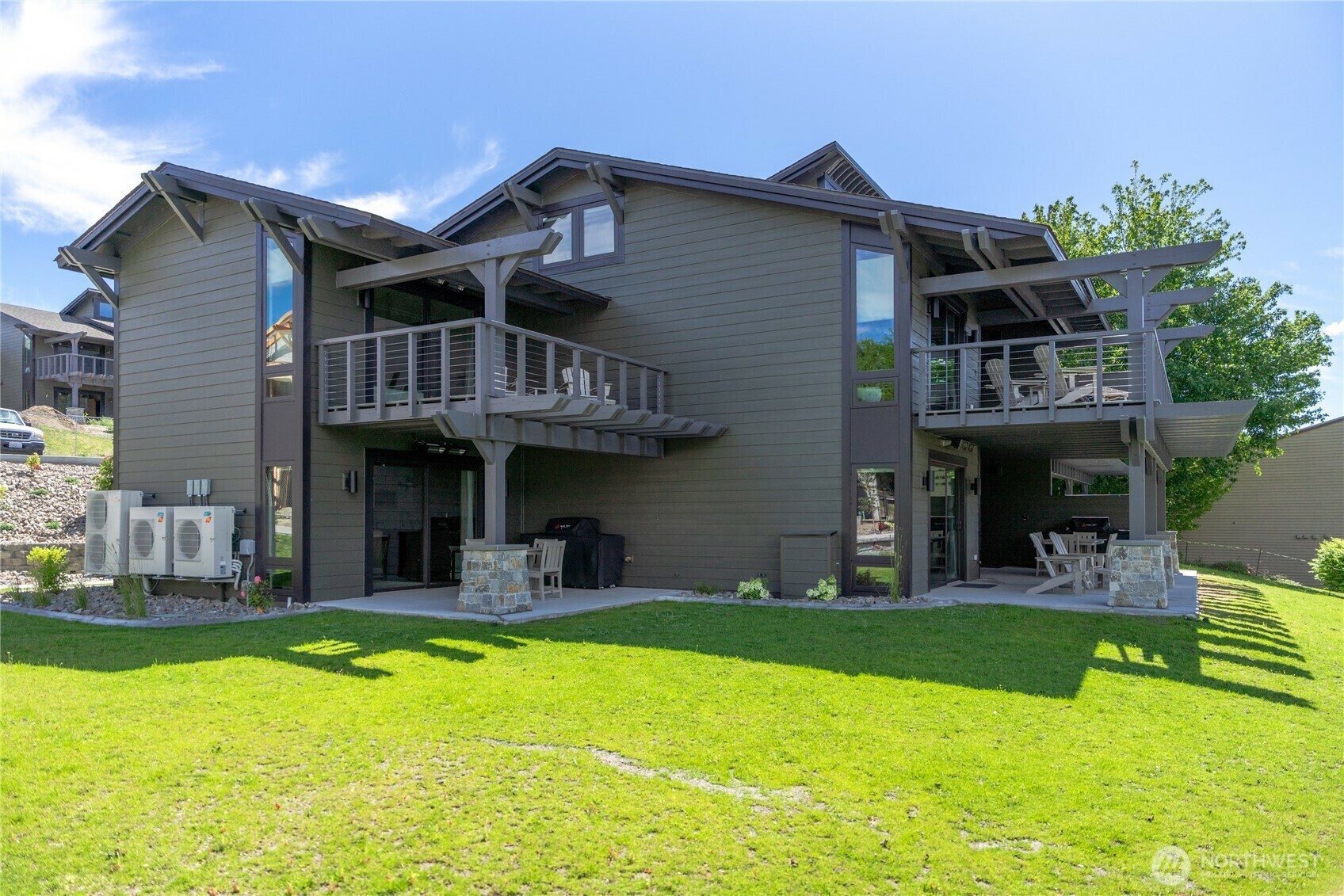 Property Photo: 1 Yacinde Court F2 WA 98831