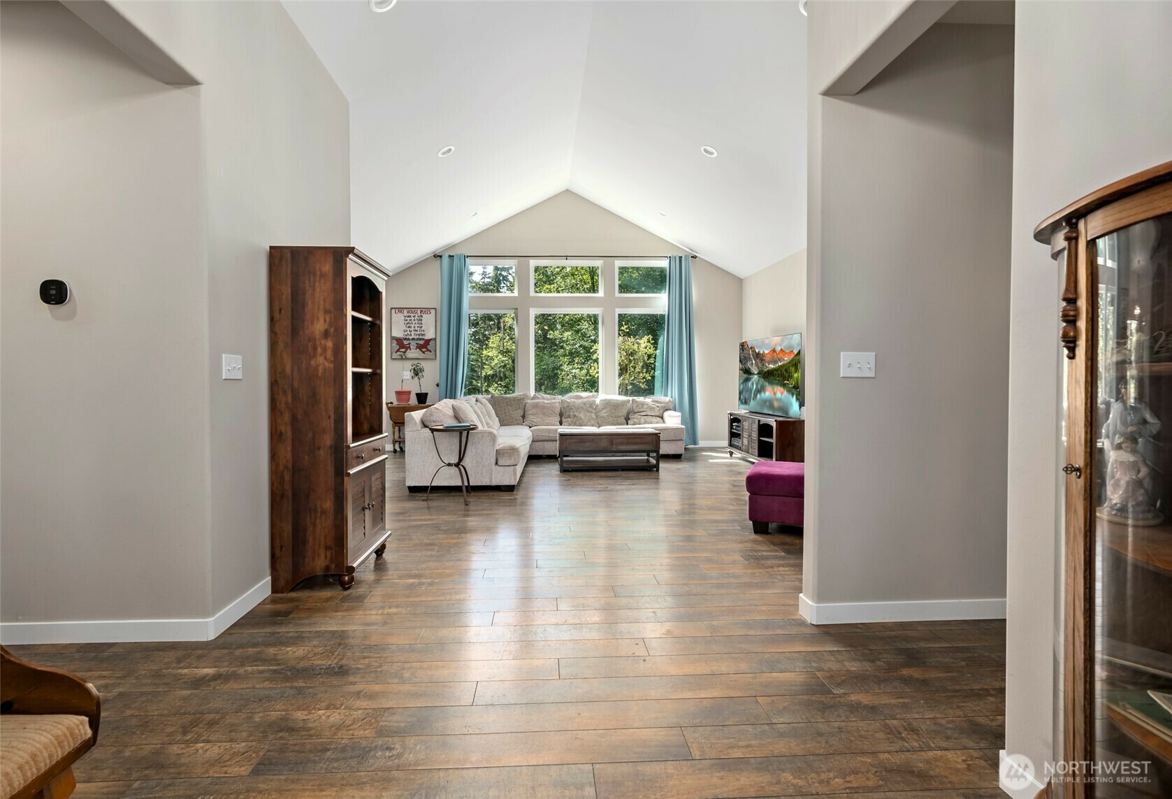 Property Photo: 1566 Deer Ridge Road WA 98277