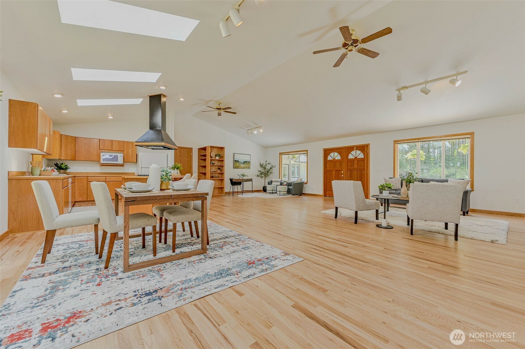 Property Photo: 326 Cook Ave Ext WA 98638