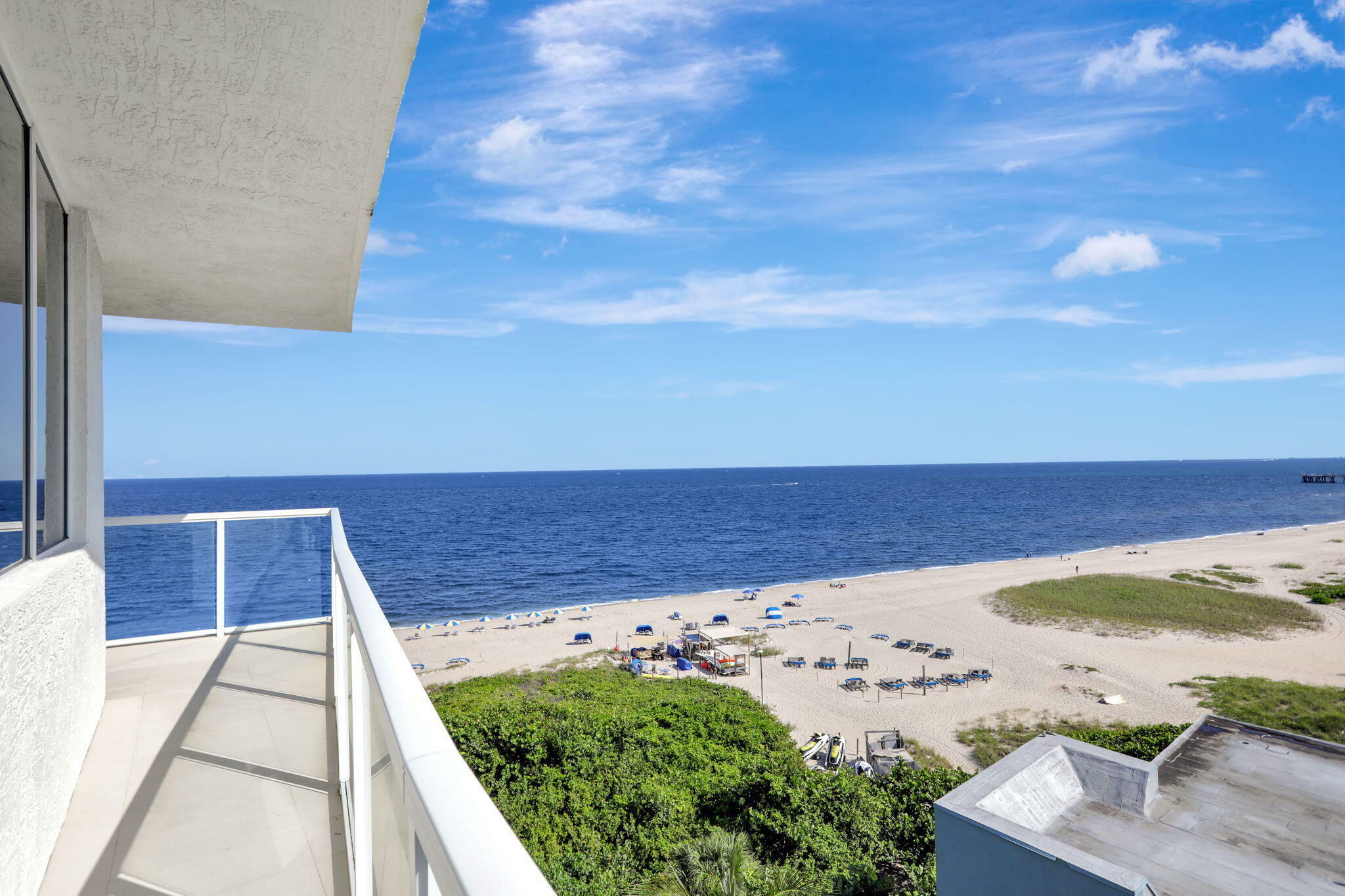 Property Photo: 704 N Ocean Boulevard 701 FL 33062