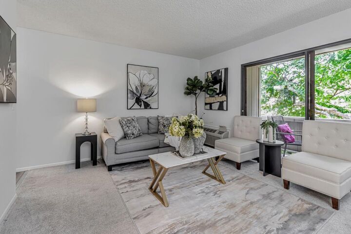Property Photo:  3033 Kaiser Drive H  CA 95051 
