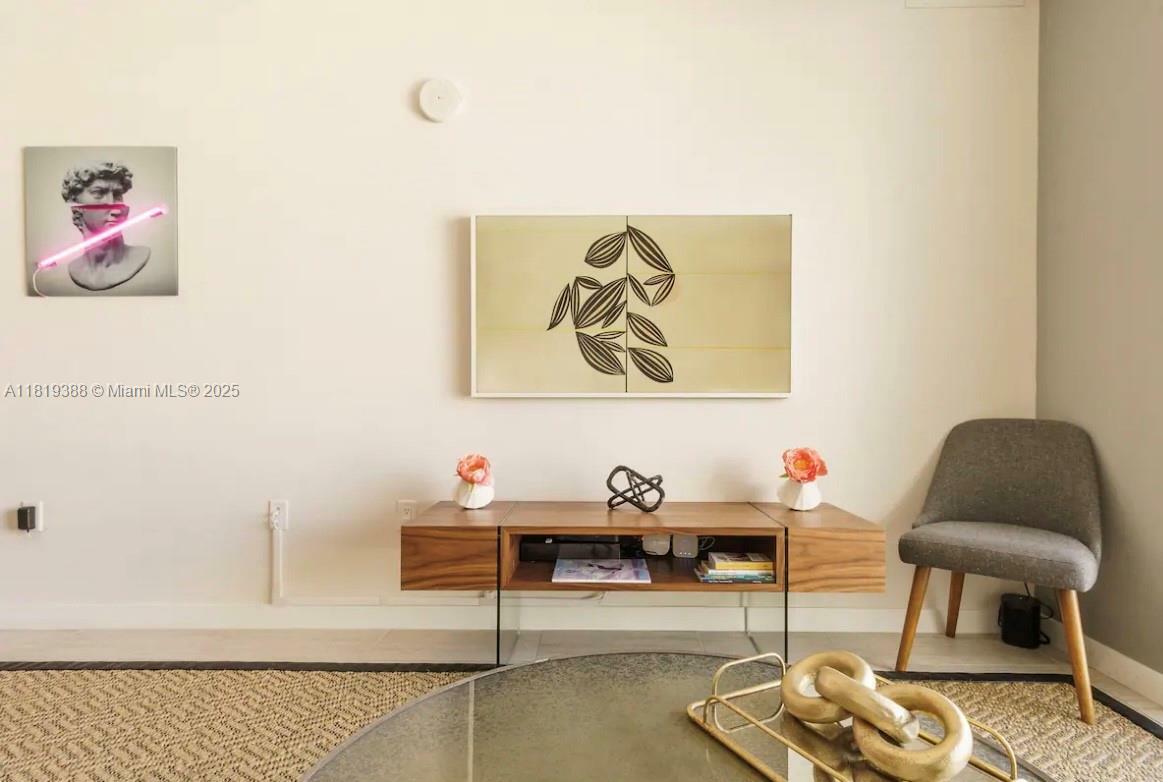 Property Photo: 3900 Biscayne Blvd N-1011 FL 33137
