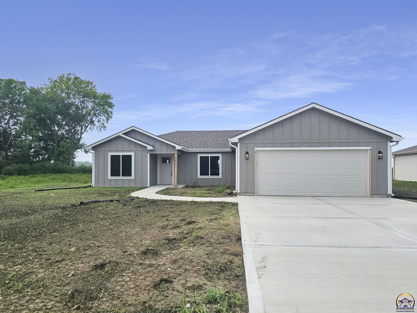 Property Photo: 203 Clay Ave KS 66414