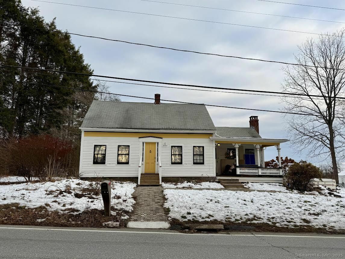 934 Storrs Road  Mansfield CT 06268 photo