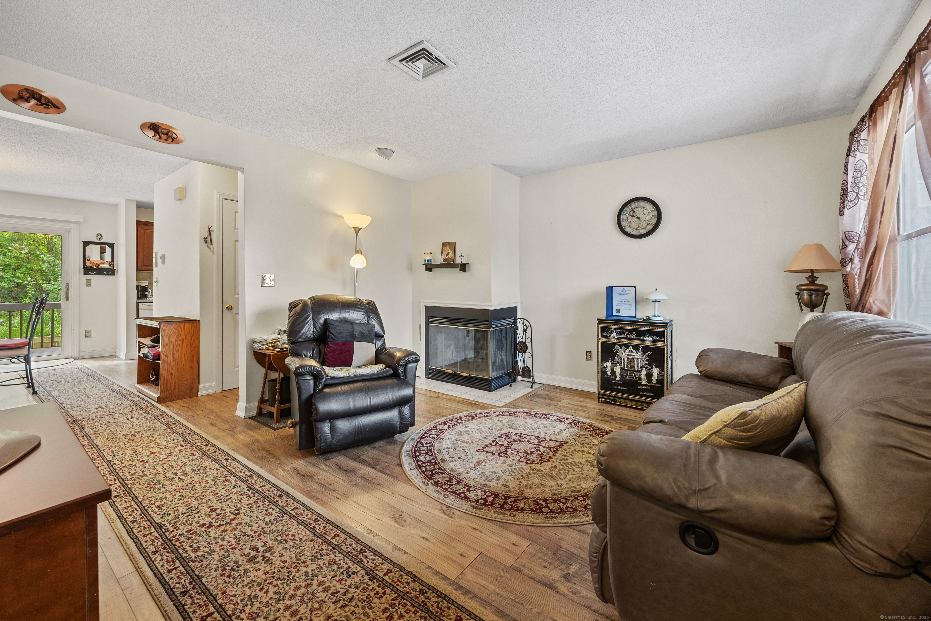 Property Photo: 804 Lake Vista Drive 804 CT 06424