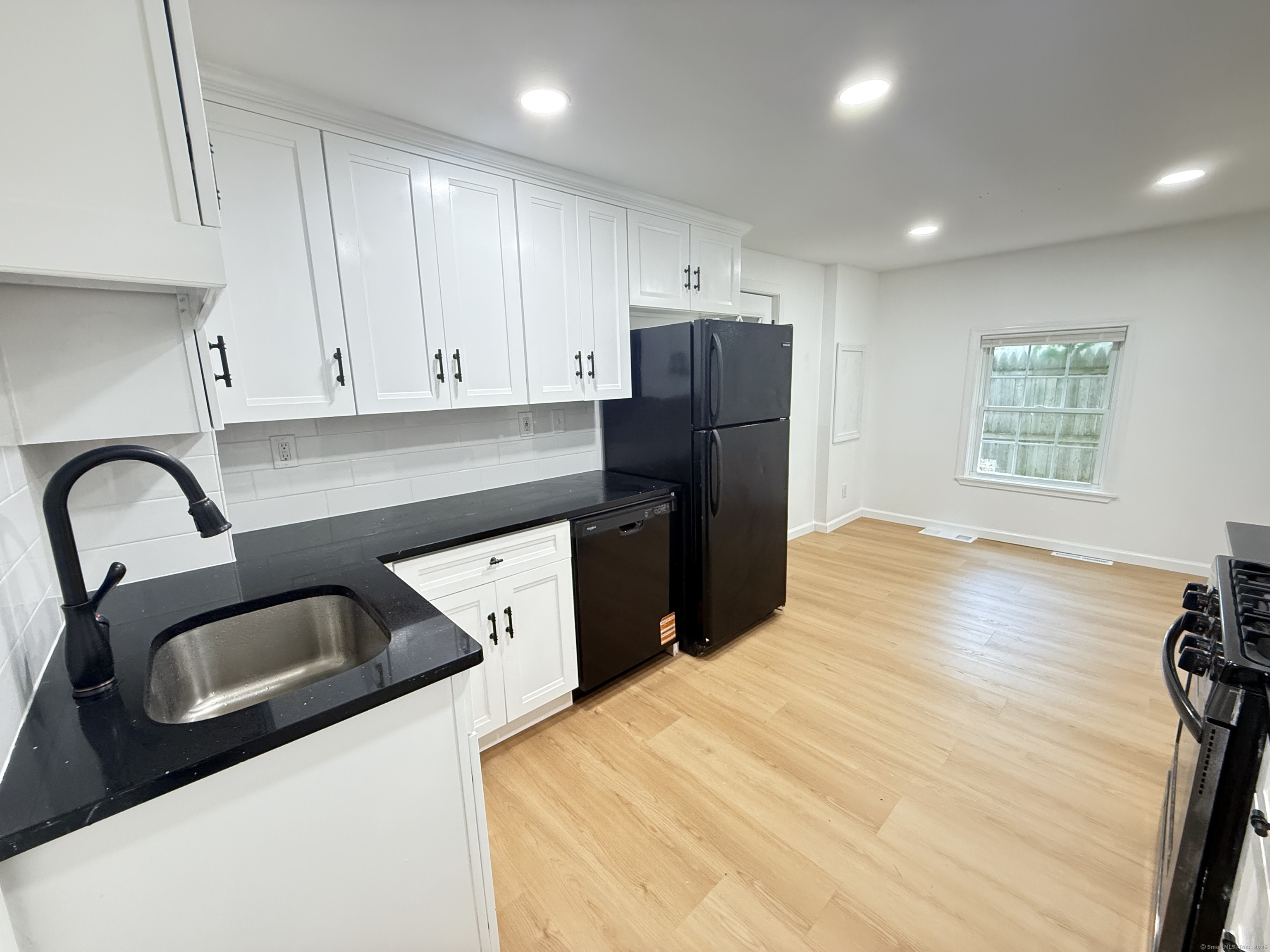 Property Photo: 53 Cosey Beach Road CT 06512