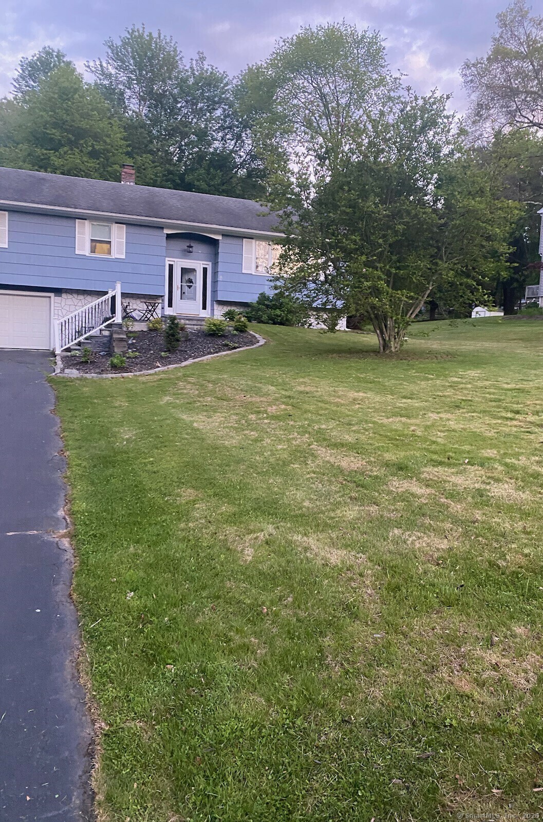 15 Brookhedge Road  Trumbull CT 06611 photo