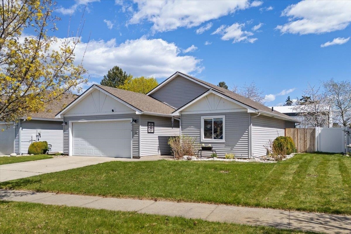 Property Photo: 1710 N Aladdin Rd WA 99016