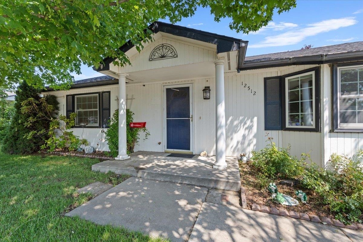 Property Photo: 12512 W 10th Ave WA 99001