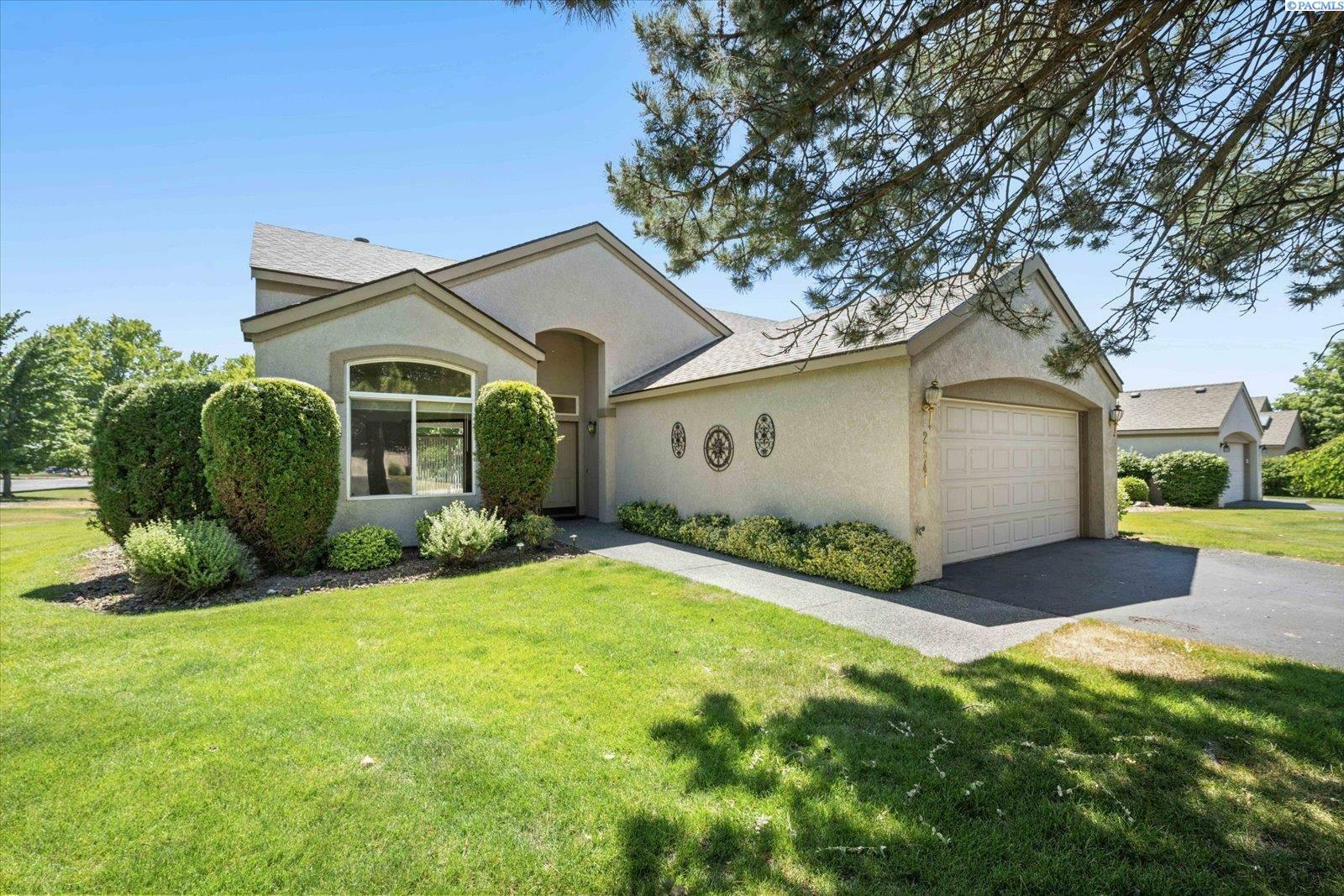 Property Photo: 2541 Prestwick WA 99354