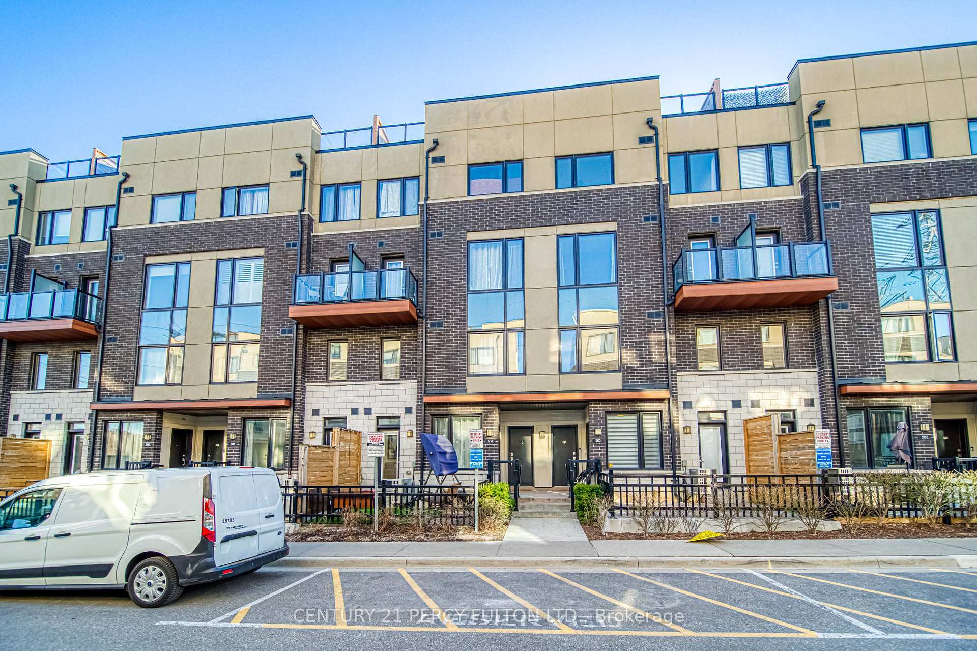 Property Photo: 1555 Kingston Road 504 ON L1V 0E9
