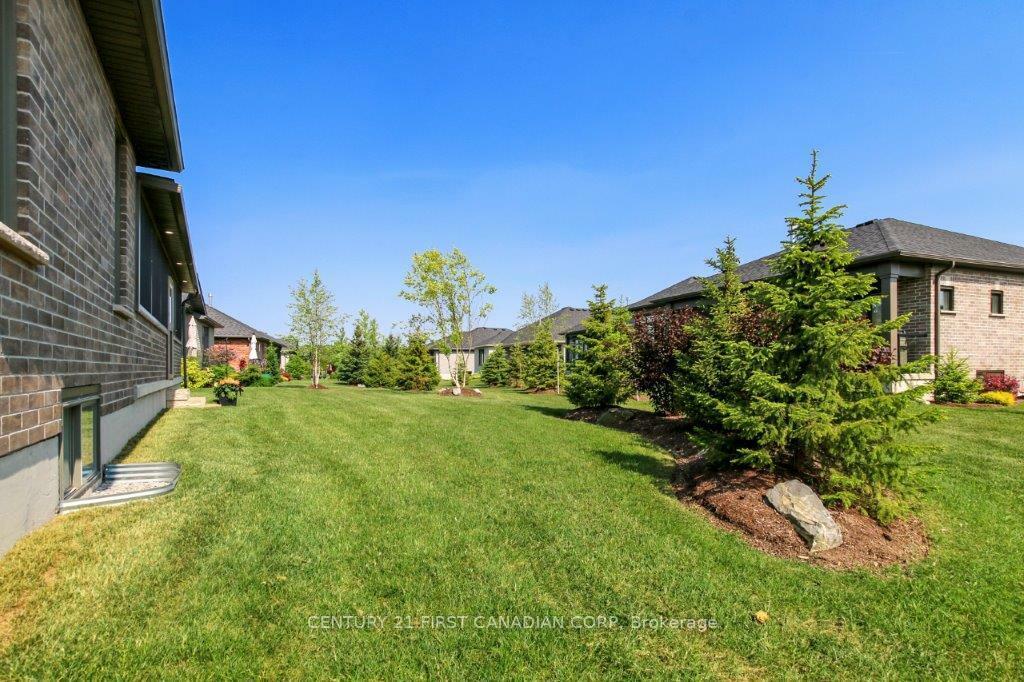 Property Photo: 2441 Moe Norman Way ON N6K 5R5