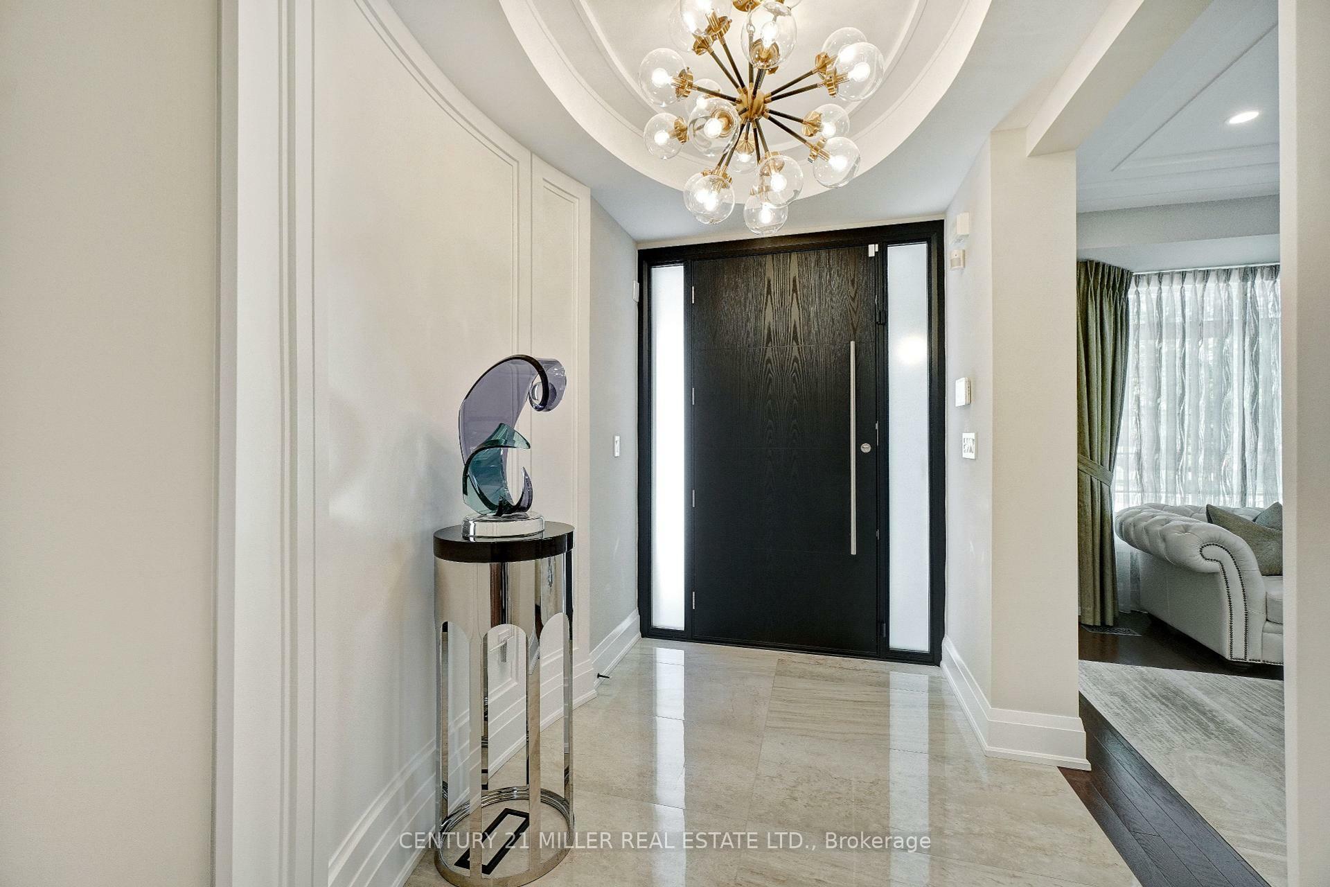 Photo de la propriété:  3298 Liptay Avenue  ON L6M 0N1 