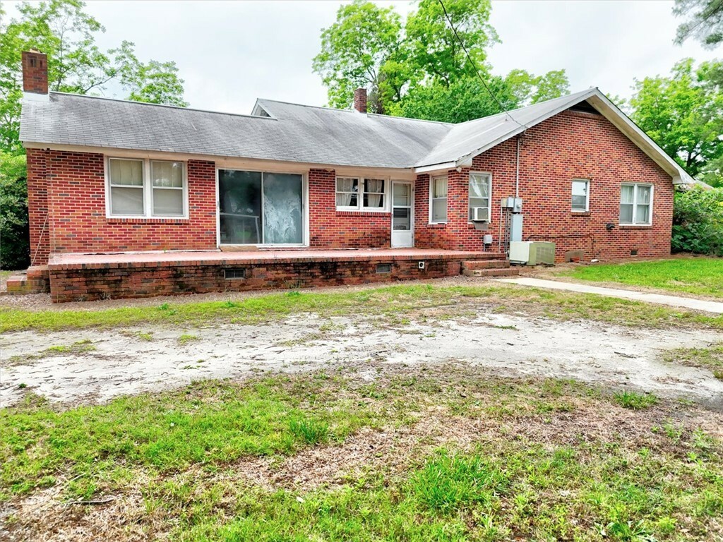 Property Photo: 1411 Trail Road SC 29627