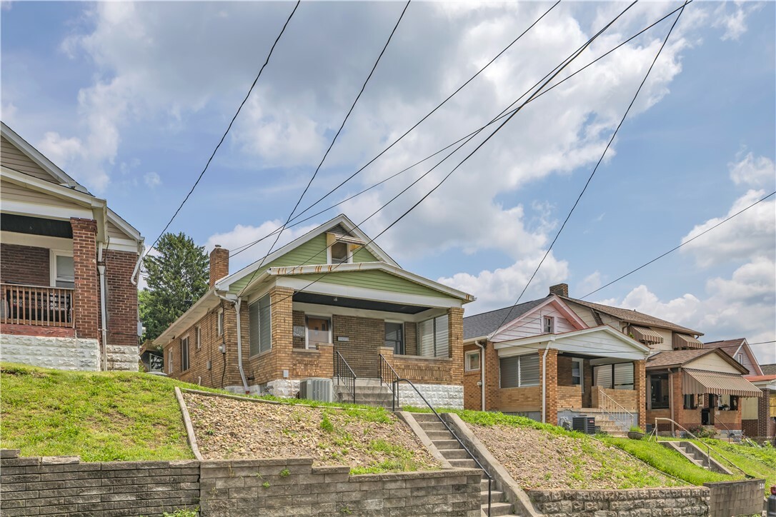 Property Photo: 199 Madeline St PA 15210