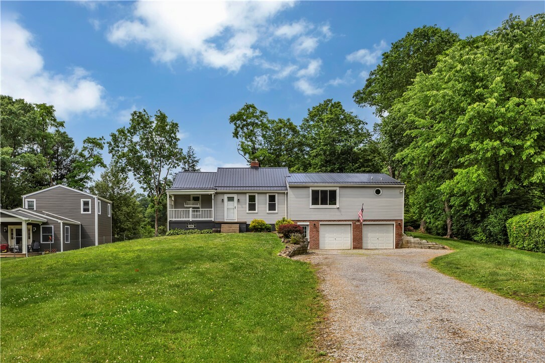 109 Shaffer Rd  Economy PA 15143 photo