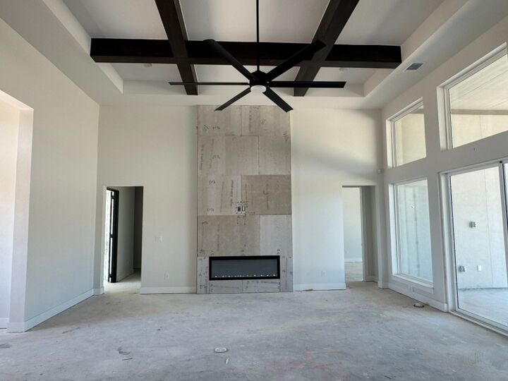 Property Photo:  1404 Paxton Lane  TX 76527 